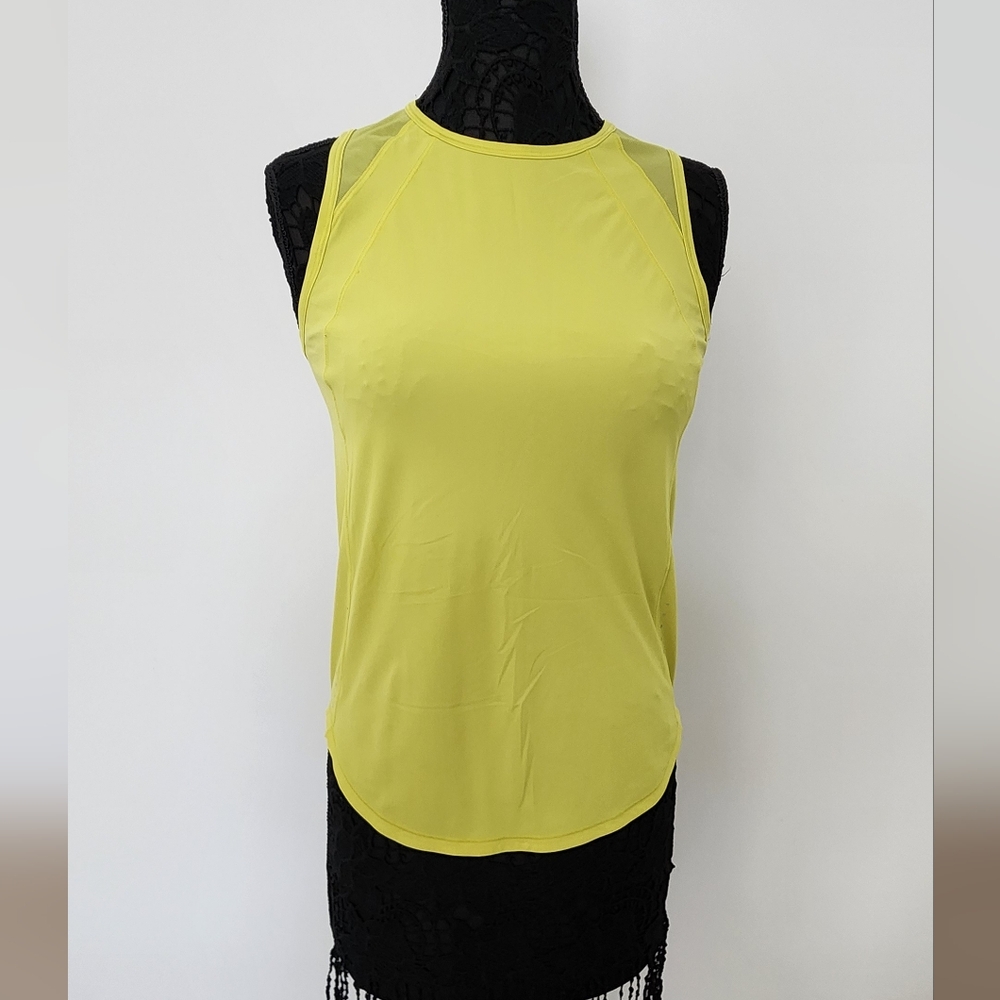 Lululemon size 6-8